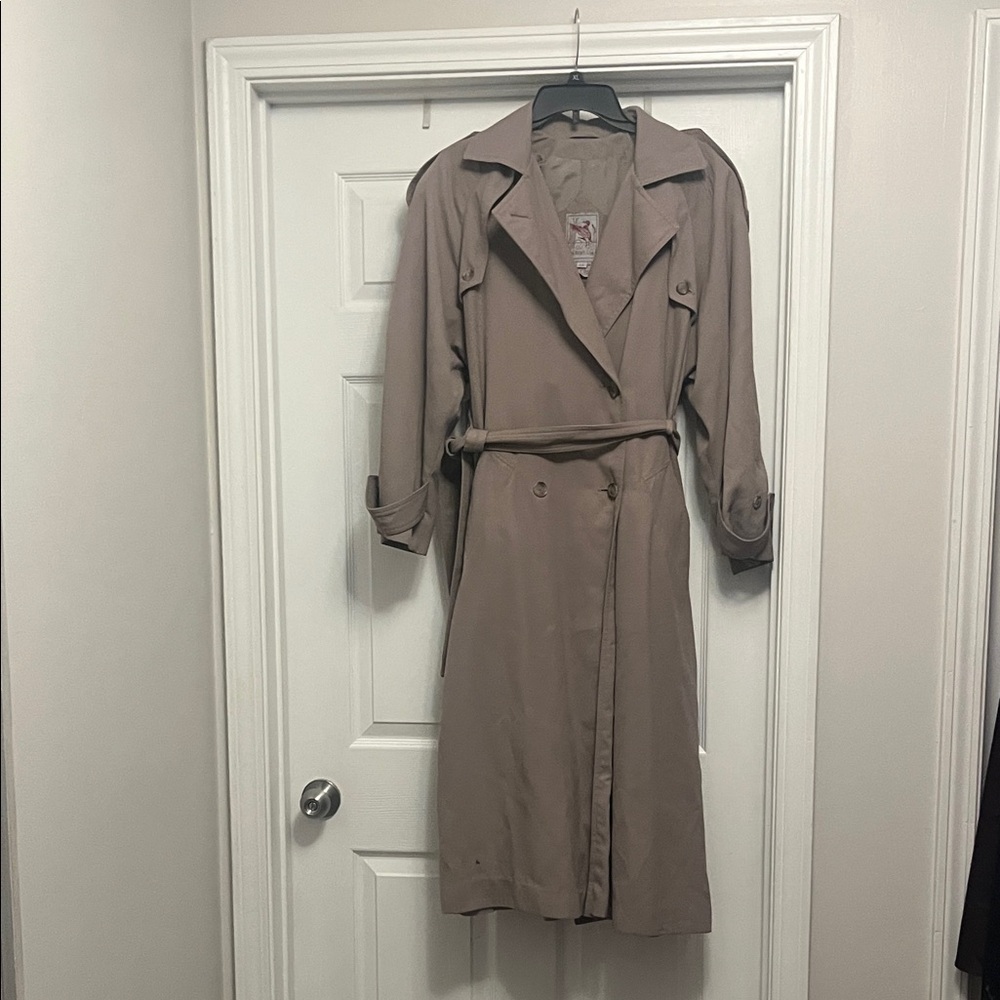 Vintage Classic Tan Trench Coat